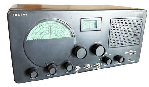 THE HALLICRAFTERS CO. MODEL S-40B RADIO