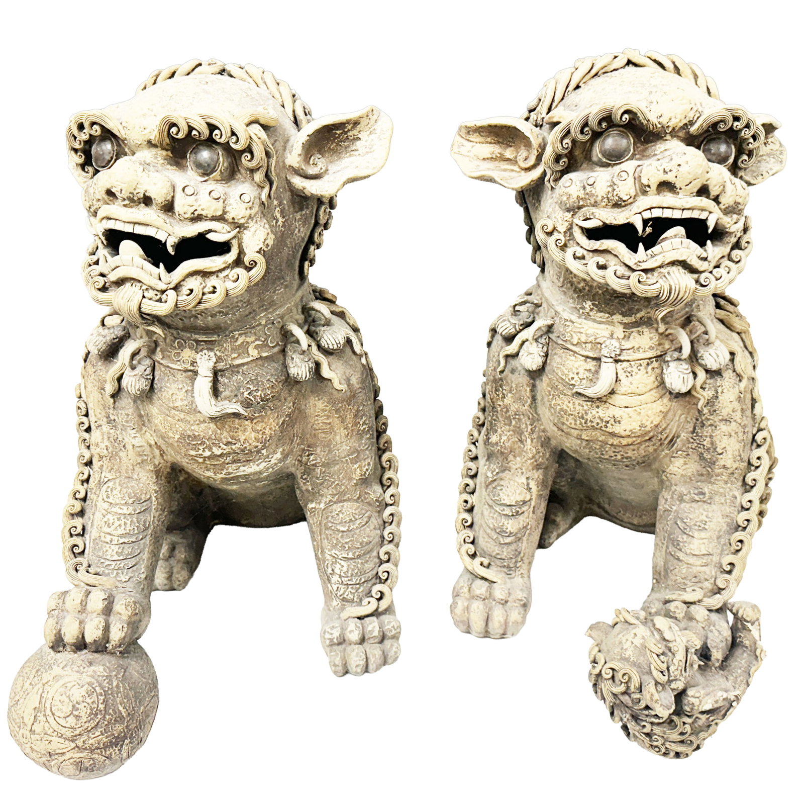 PAIR OF CERAMIC GUARDIAN VINTAGE STATUES (1 of 6)
