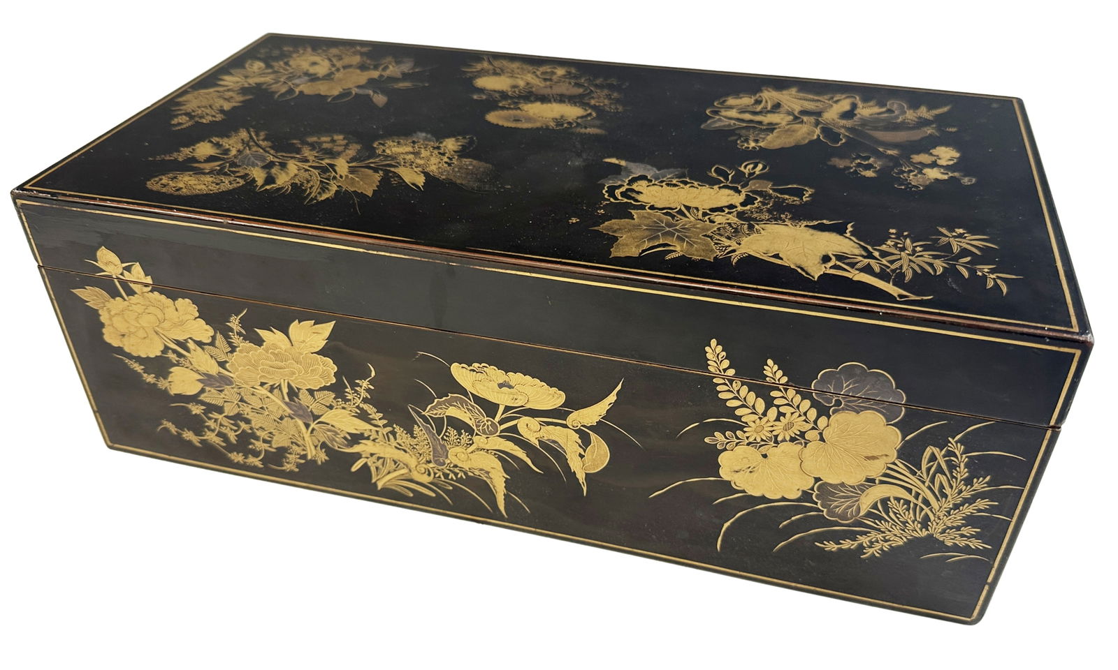 JAPANESE BLACK LACQUERED BOX, EARLY 18TH C. (1 of 3)