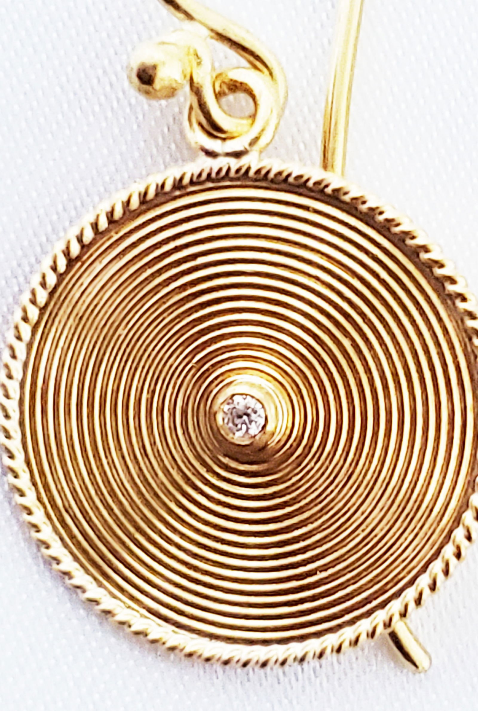 LADYS 24KT DIAMOND EARRINGS - 3