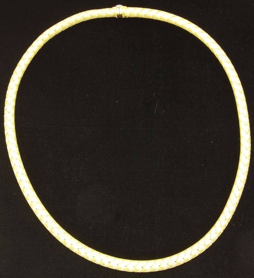 LADIES 18KT NECKLACE weight- 41 grams: LADIES 18KT NECKLACE weight- 41 grams