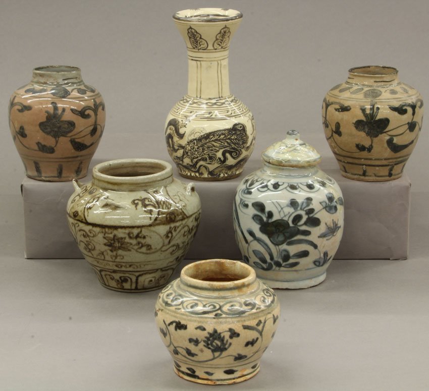 LOT OF (6) VINTAGE CHINESE VESSELS height- 2 3/4"- 5 7/: LOT OF (6) VINTAGE CHINESE VESSELS height- 2 3/4"- 5 7/8" note- chips