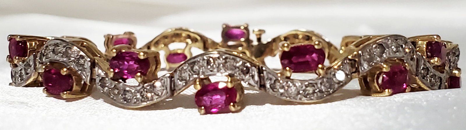 LADYS RUBY & DIAMOND Y.G BRACELET - 2