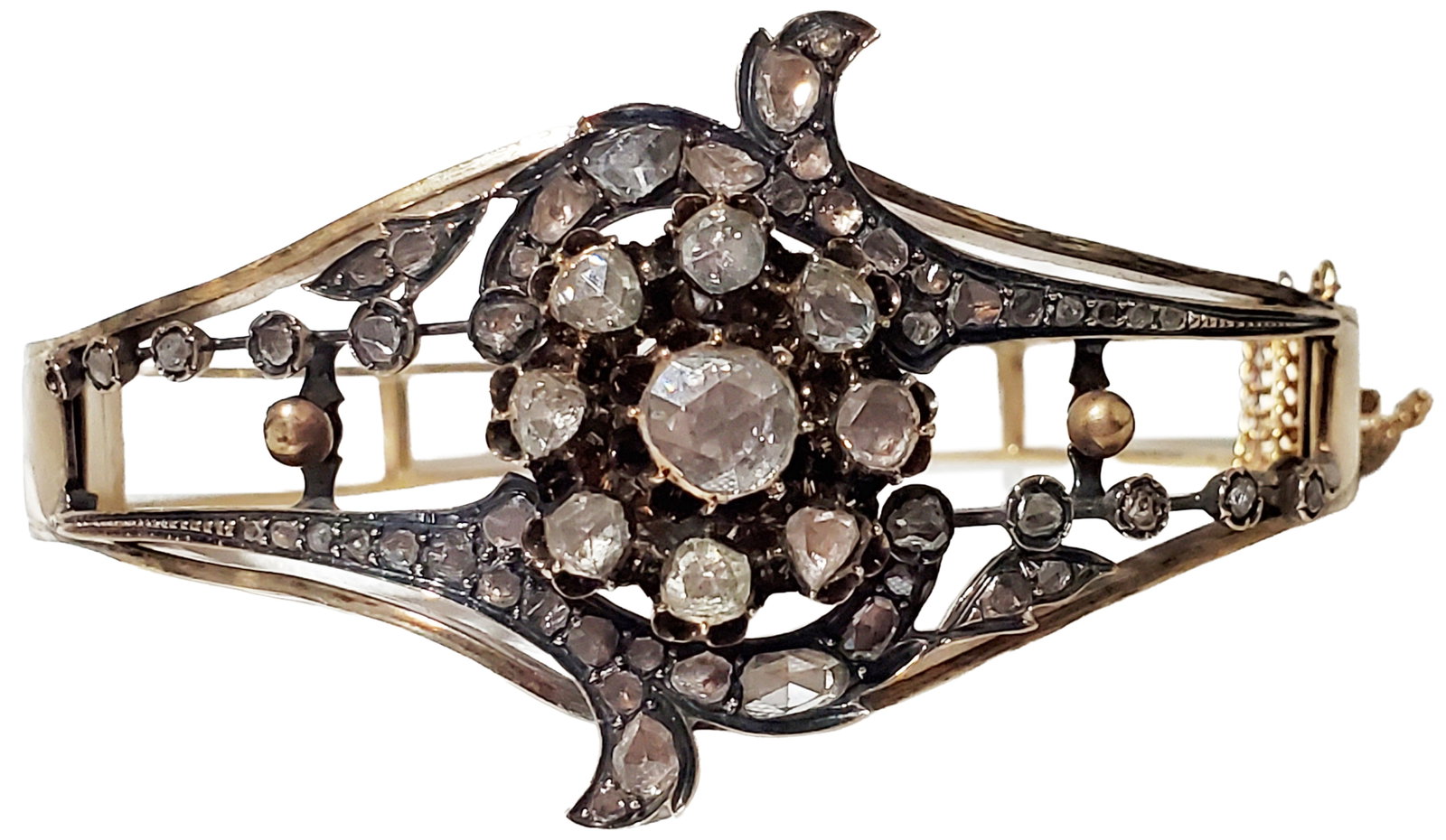 VICTORIAN ROSE CUT DIAMOND YELLOW GOLD BRACELET: Diamonds-2.5 CT. Weight- 28 grams Inner measurement- 2 1/8" Shipping U.S. $25 plus insurance