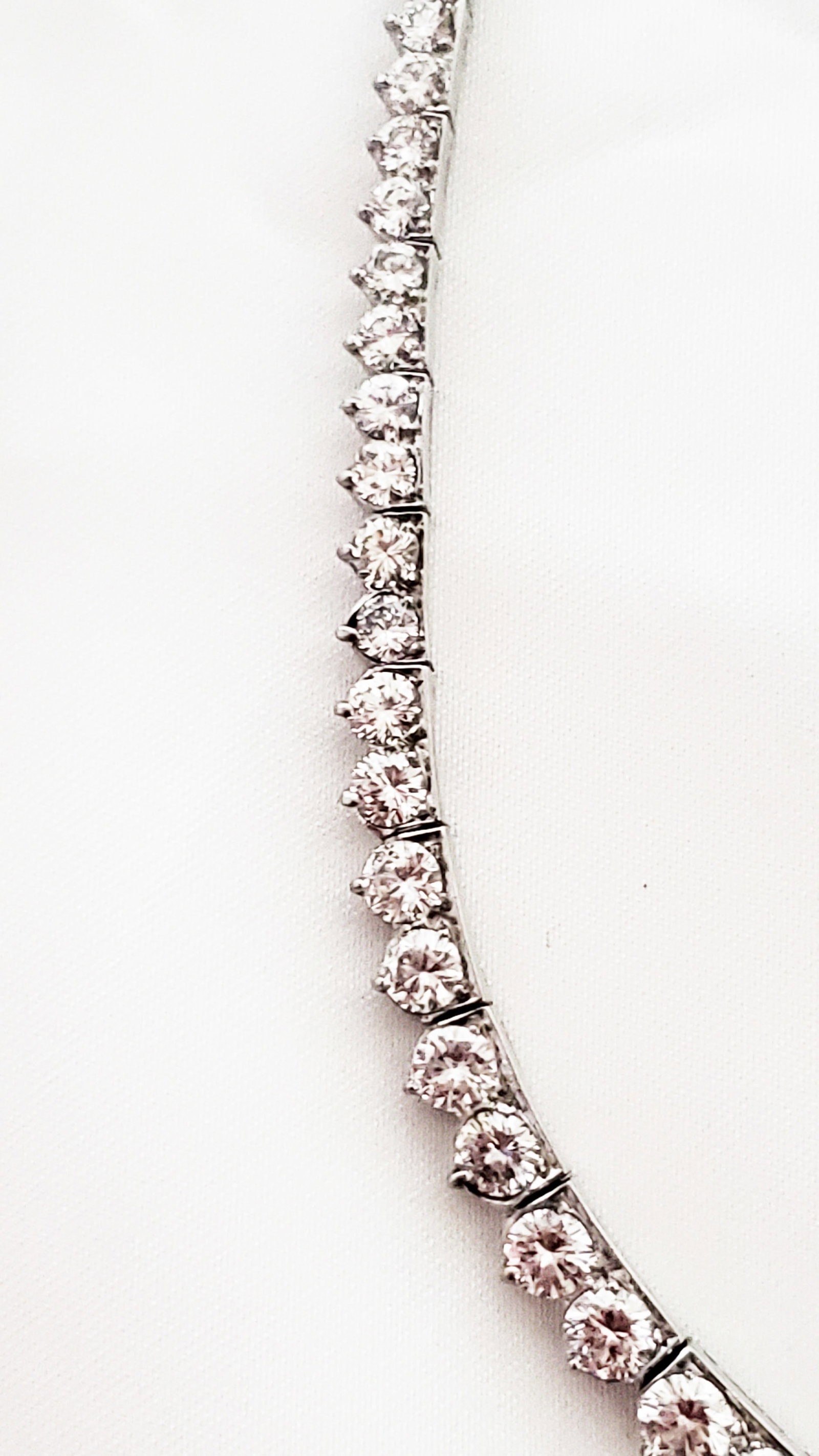 LADYS DIAMOND NECKLACE - 3