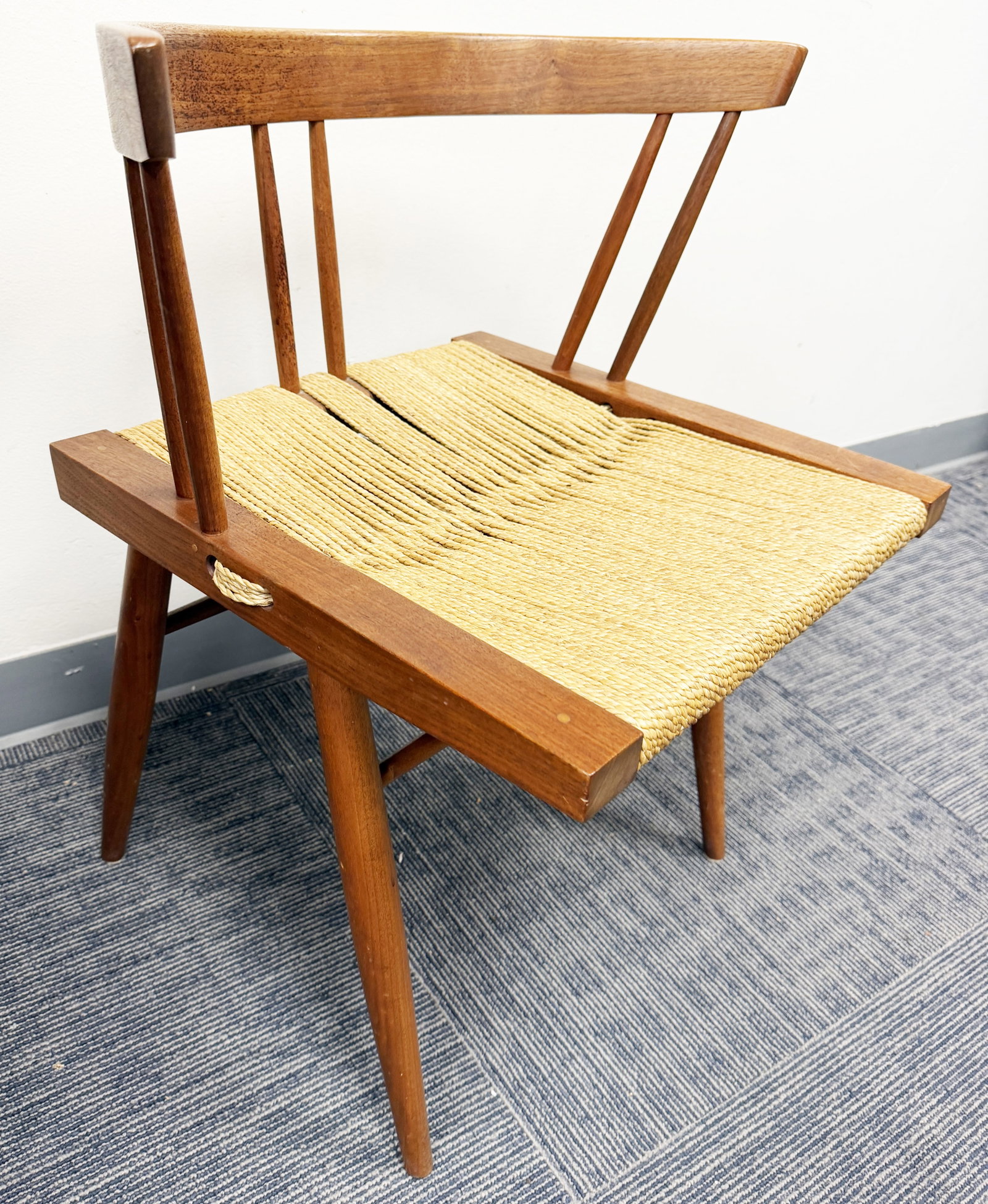 MID-CENTURY WALNUT STRAW CHAIR - 2
