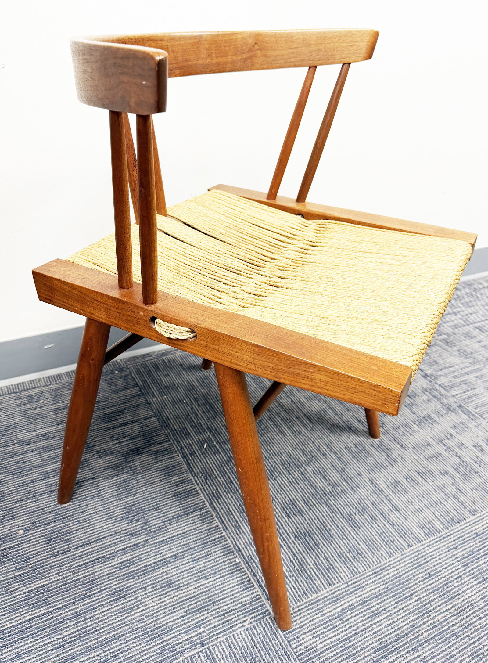 MID-CENTURY WALNUT STRAW CHAIR - 3