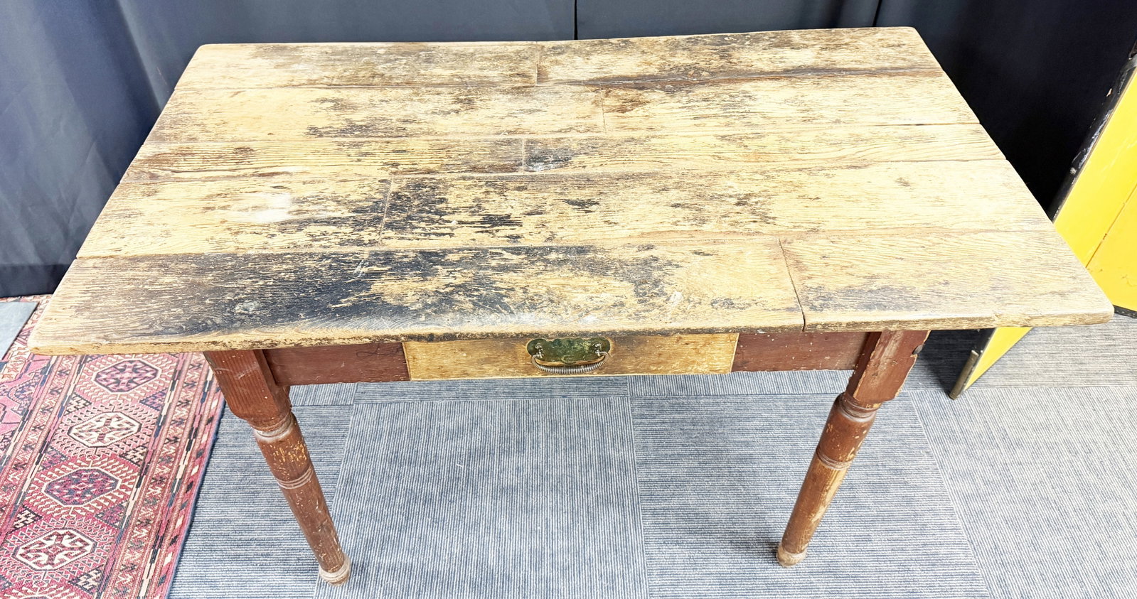 COUNTRY STYLE PINE KITCHEN TABLE, 19TH C. - 3
