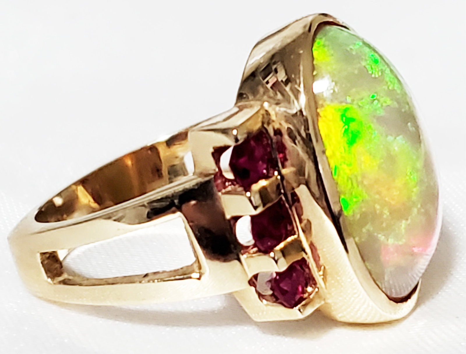 LADYS 14KT OPAL & RUBY Y.G. RING - 2