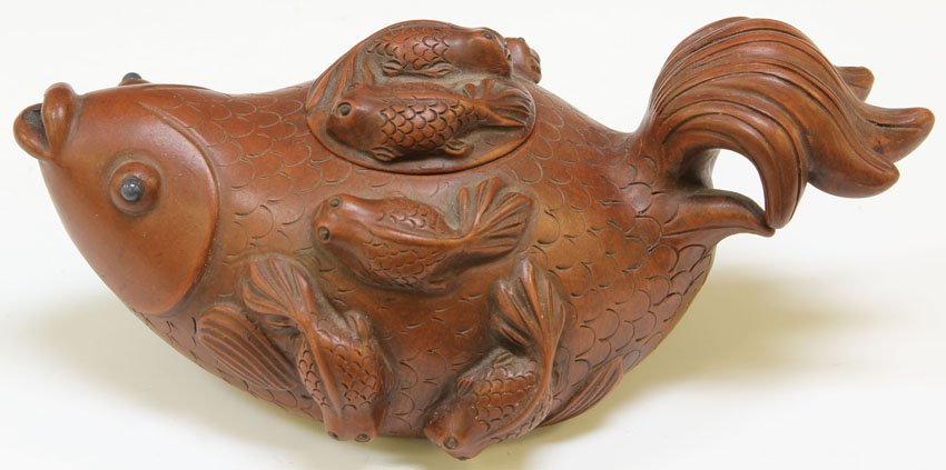 CHINESE CERAMIC FIGURAL TEAPOT OF GOLDFISH: Length- 7"