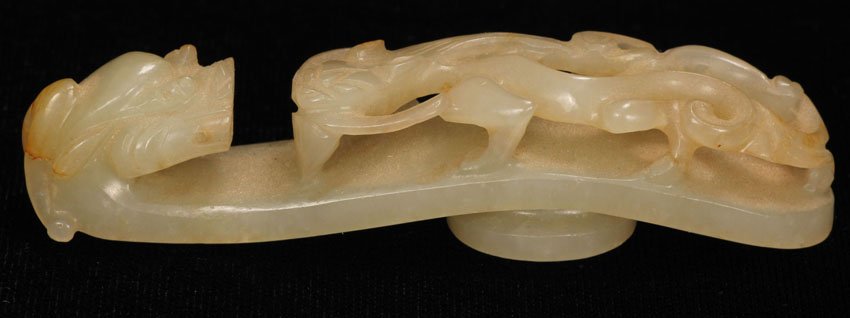 EARLY CHINESE CARVED JADE BELT HOOK: Length- 3 1/2"