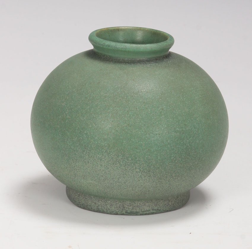 TECO ART POTTERY VASE: Height- 3 1/2"