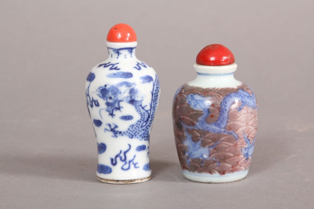 LOT OF (2) CHINESE PORCELAIN SNUFF BOTTLES: early 20th century Height- 2 3/4"- 3 1/8"