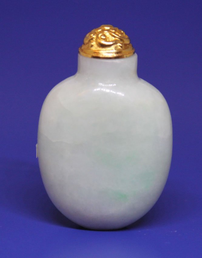 JADEITE CARVED SNUFF BOTTLE: Height- 2 1/4"