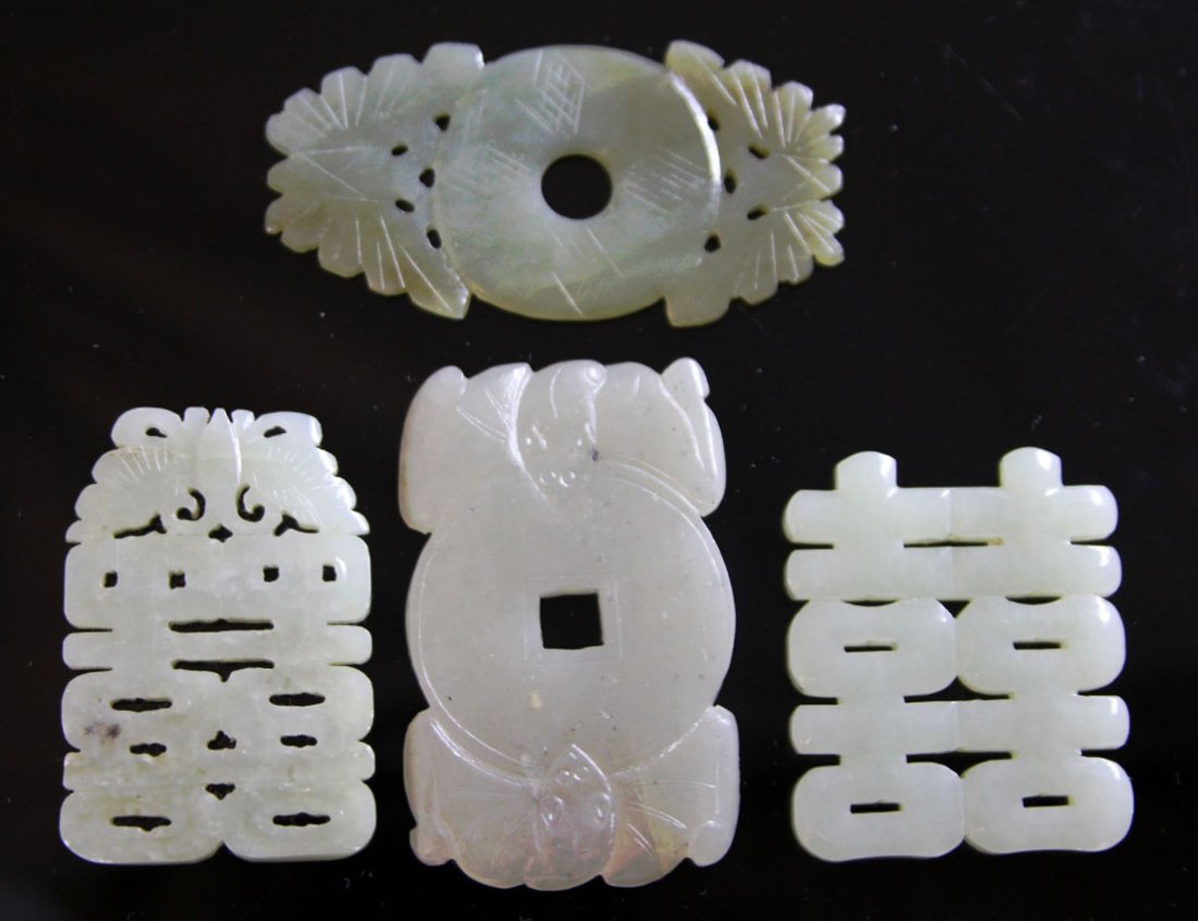 LOT OF (4) JADE CARVINGS: 19th/early 20th century Provenance- Private Collection Of East Coast Collector Length- 2"- 3" Weight- 105.3 grams