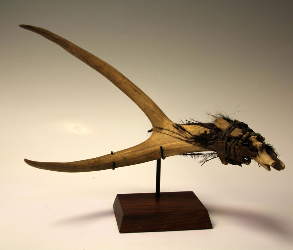 ZUNI ANTLER FETISH: w/ relief carved horse heads Height with stand-