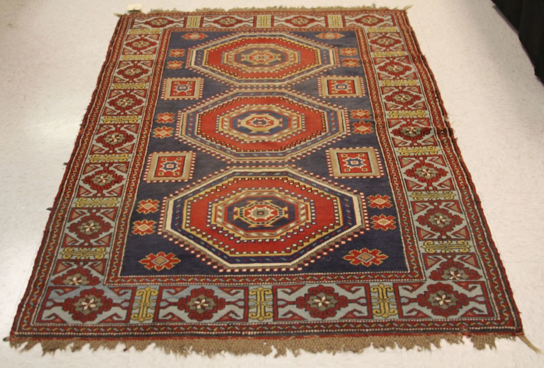 TRIBAL WOVEN WOOL CARPET: Overall- 47" x 75"