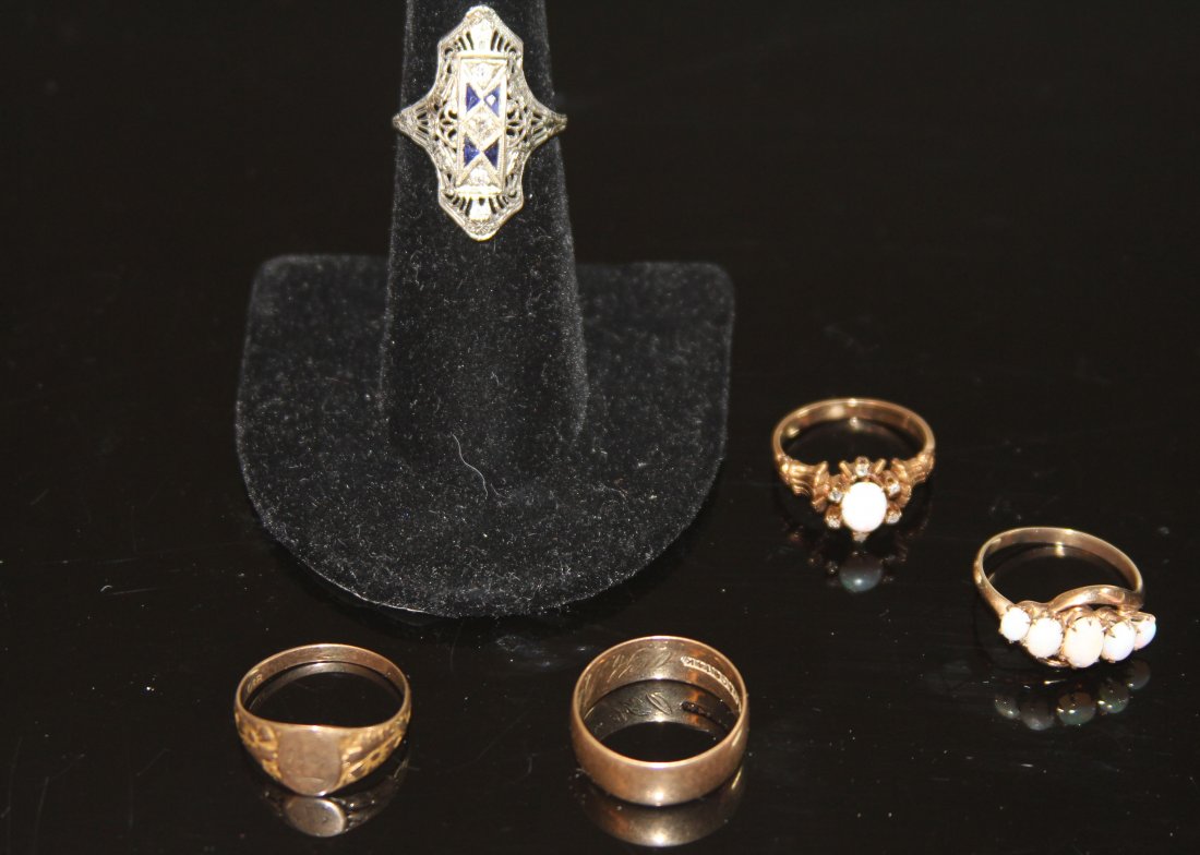 LOT OF (5) VINTAGE 14KT RINGS: opals, diamonds Ring size- 5,6,7 Weight- 12.6 grams