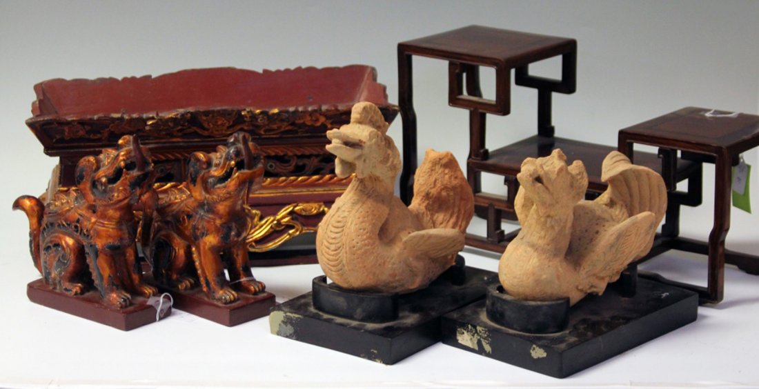LOT OF VINTAGE CHINESE DECORATIVE ITEMS: Teak stand, lacquered lions, pair of roof tiles