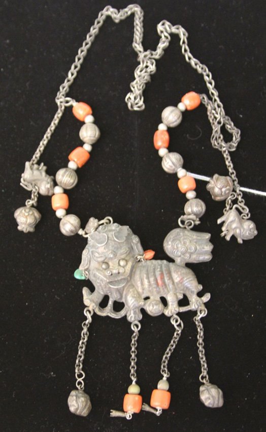 VINTAGE CHINESE COURT NECKLACE: Provenance- The Sutton Collection Weight- 157 grams