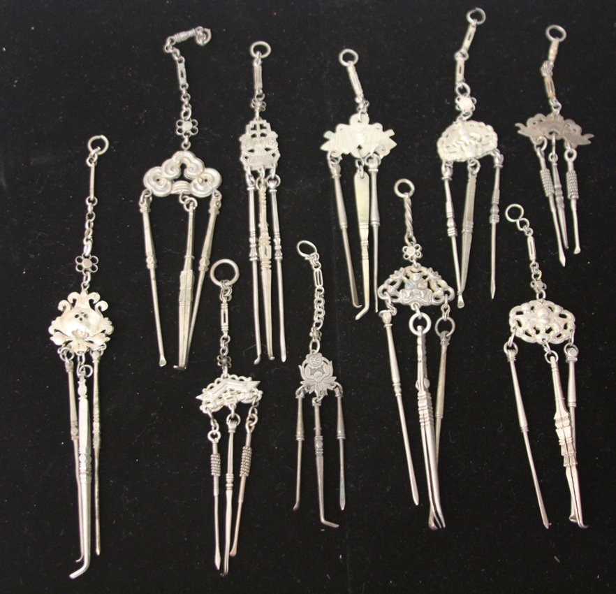 LOT OF (10) VINTAGE CHINESE SNUFF SPOONS: Provenance- The Sutton Collection Weight- 217 grams