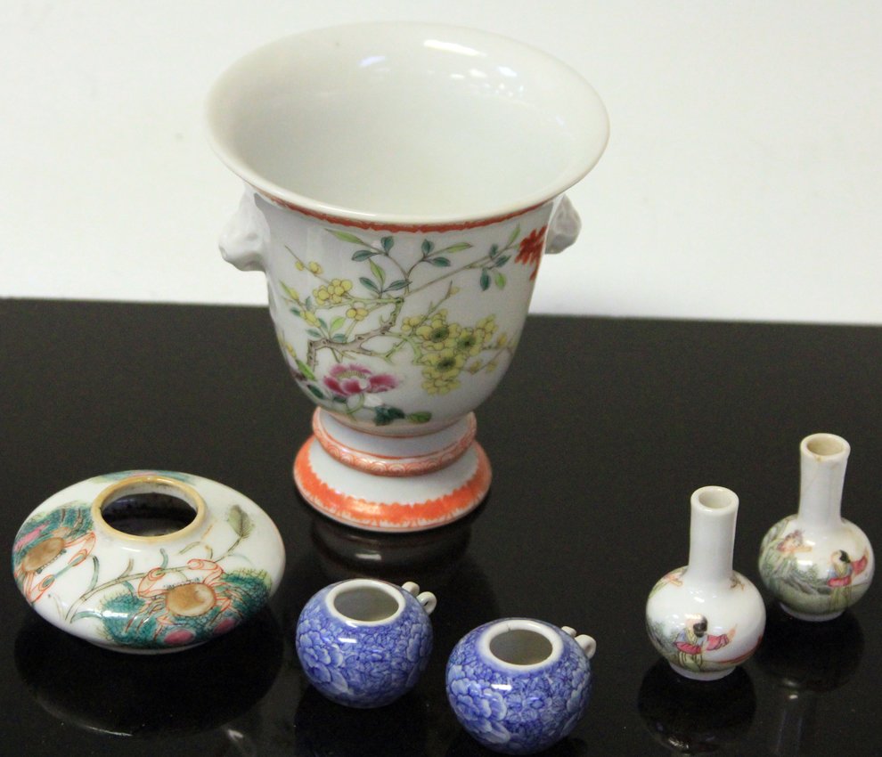 LOT OF (6) CHINESE PORCELAIN: Bird feeder, vasesHeight- 1 1/4"- 4 1/2"
