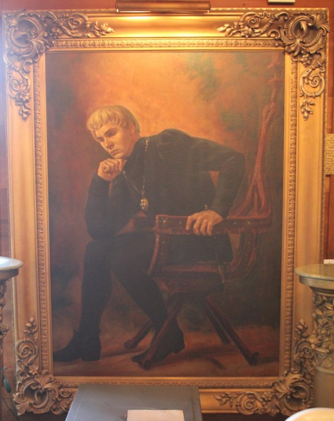 OIL ON CANVAS, PORTRAIT OF SIR LAWRENCE OLIVIER (1 of 1)