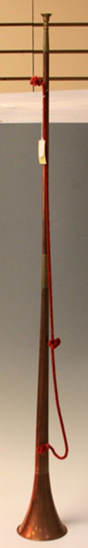 FRENCH COPPER HUNTING HORN: Length- 49"