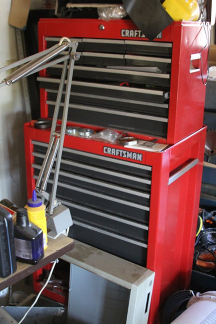 CRAFTSMAN TOOL BOX LOADED WITH TOOLS: **ONSITE SALE - SPECIAL TERMS APPLY PLEASE READ TERMS AND CONDITIONSItems must be picked up between 9am - 12pm on Thursday the 20th.Items are located in Gilroy, CA and the address for pick up will be 