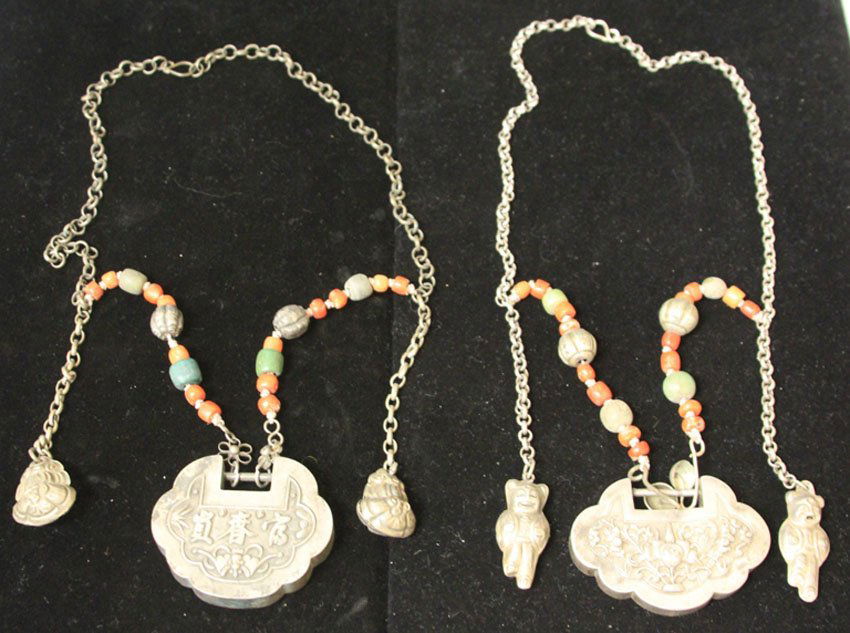 LOT OF (2) QING DYNASTY SILVER COURT NECKLACES (1 of 2)