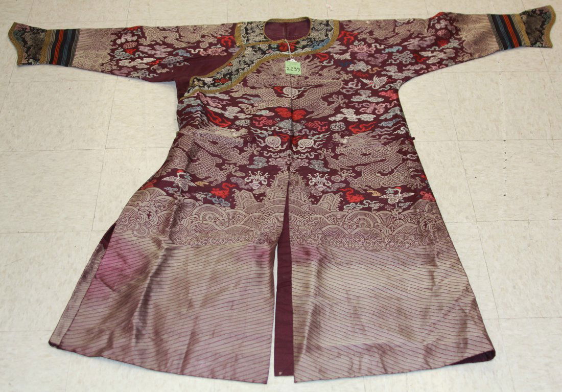 EARLY CHINESE ROBE WITH DRAGONS (1 of 5)