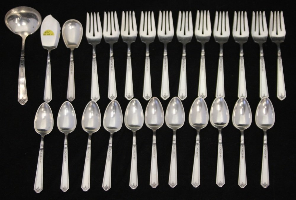 SET OF (25) PCS. STERLING SILVER FLATWARE (1 of 2)