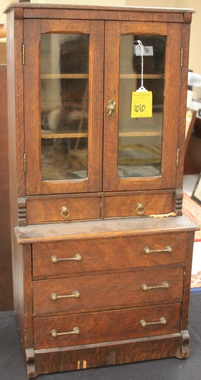 EARLY 20TH CENTURY CHILD'S OAK KITCHEN CABINET (1 of 5)