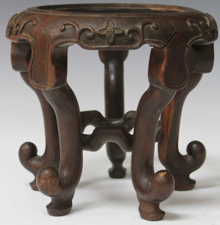 CHINESE CARVED WOOD STAND: Height- 6 1/2"