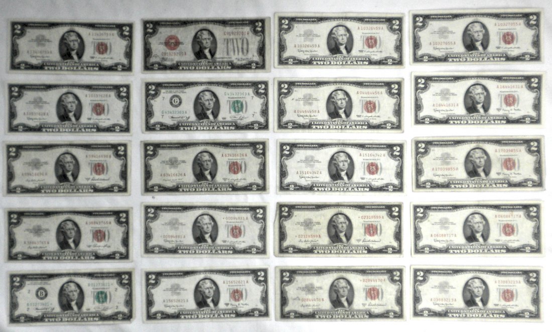 Twenty (20) United States Two Dollar Bills: You are bidding on 20 vintage Two Dollar Bills. There are five Different United States Two Dollar Bills variations in this lot. They range from the earliest one 1928 up to 1976 as the newest one in th