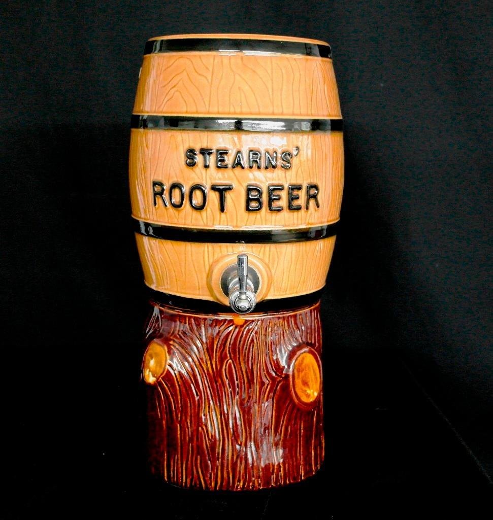 Vintage Stearns Root Beer Soda Fountain Back Bak Syrup: This vintage back bar soda fountain syrup dispenser is for Stearns Root Beer. The dispenser held flavored syrup, that when mixed with carbonate, made Stearns Root Beer. The dispenser has a very faint 
