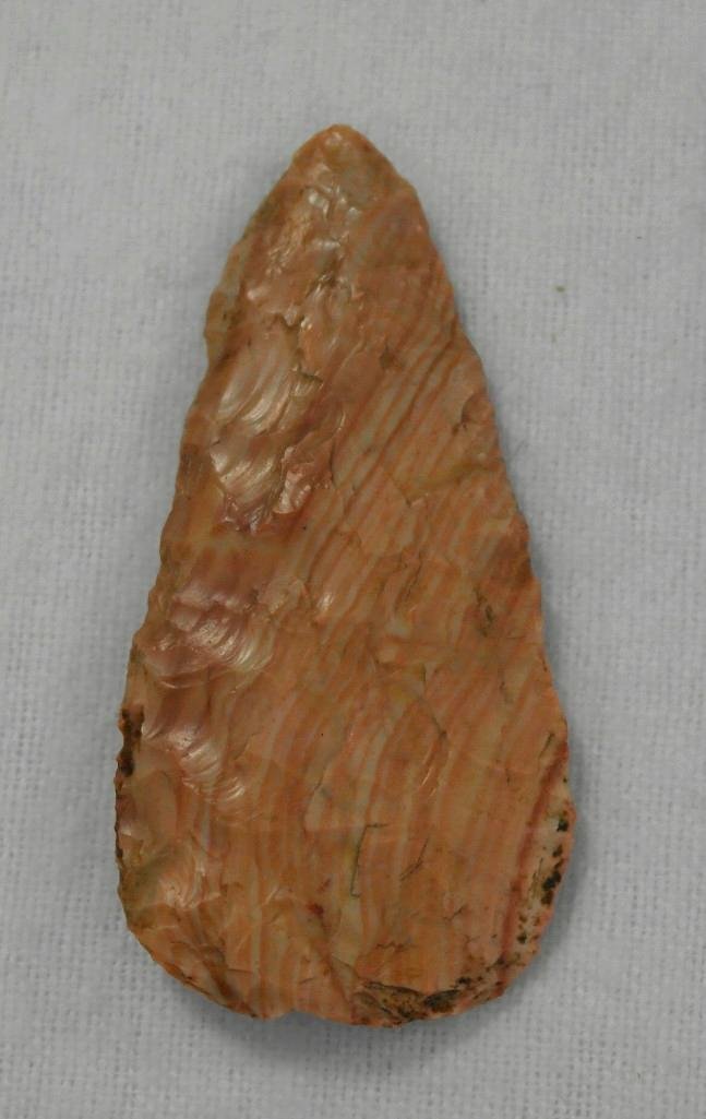 Petrified Wood Knife from Wakemap Mound: Offered is a Columbia River Basin knife blade from the Frank Buehler collection that was found at the Wakemap Mound site (just up river from The Dalles, Oregon on the Washington side of the river). Th