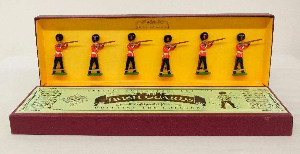 Britains set #8805 The Irish Guards Special Collectors (1 of 4)