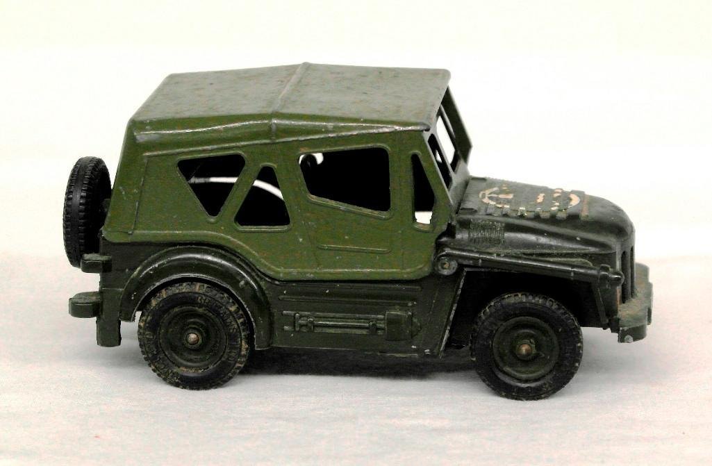 Britain #2102 Austin "Champ" (1 of 6)