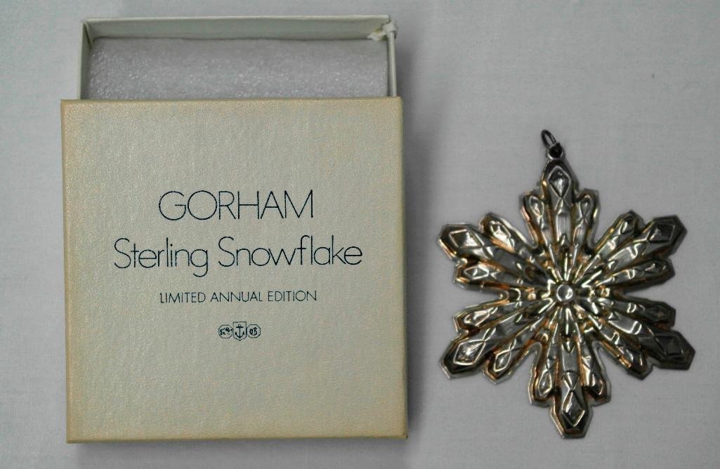 Gorham Sterling Silver Snowflake For Christmas 1974 (1 of 4)
