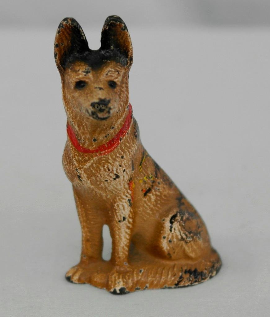 Vintage Hubley German Shepherd Paperweight/Figurine (1 of 5)