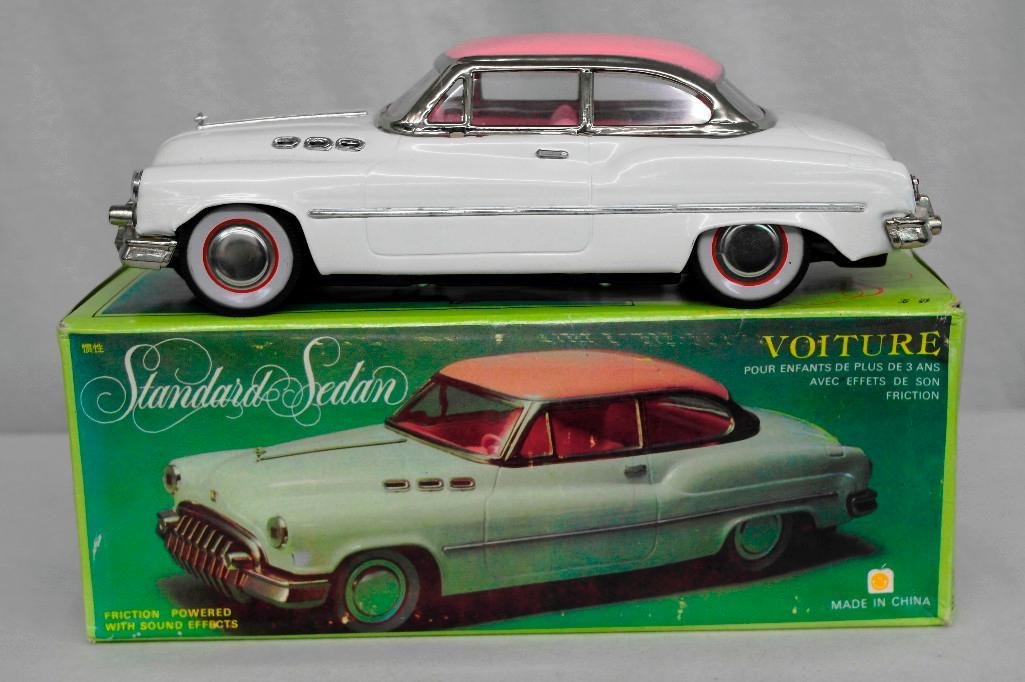 "Standard Sedan" Model Car (1 of 7)