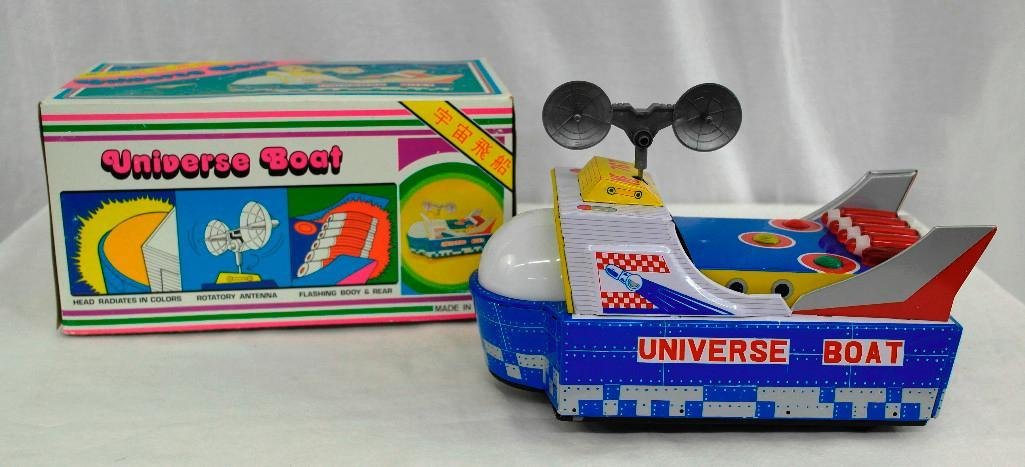 Vintage Tin Litho Toy "Universe Boat" (1 of 8)