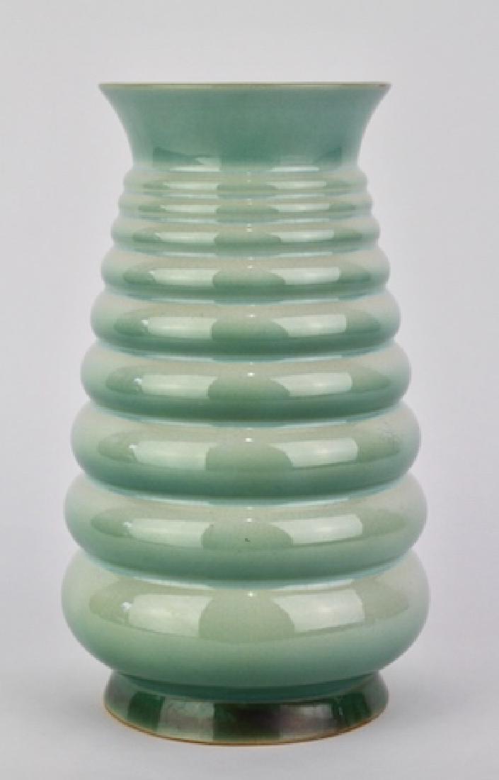 Roseville Futura Vase The Michelin Tire (1 of 2)