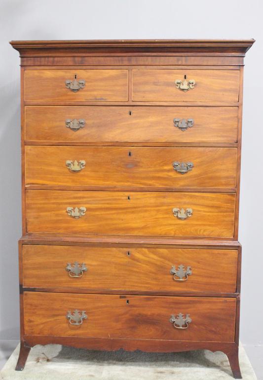 1800s American Mahogany Chest on Chest: Chippendale style, crown molding overhang top, 2 over 3 drawers on top, bottom has 2 long drawers, scratches and minor edge chips to this nearly 200 year old piece, but overall good condition, replace