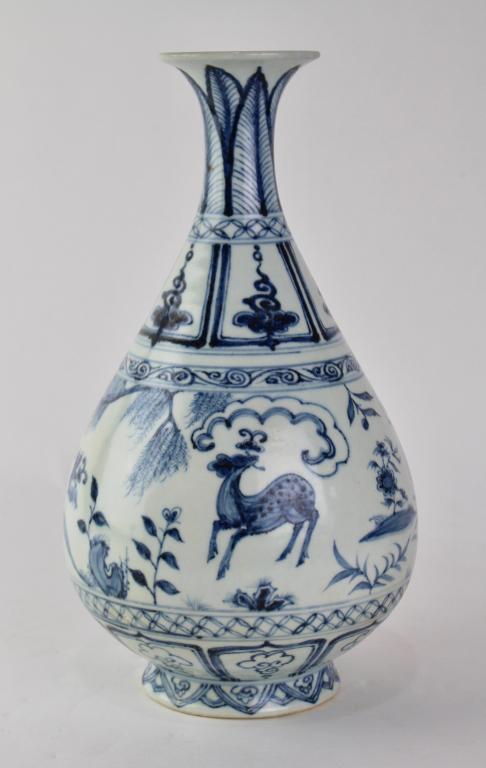 Chinese Late Ming Dynasty Style Vase: blue and white bottle shape vase,, 13.5" x 8" diameter, very good condition.
