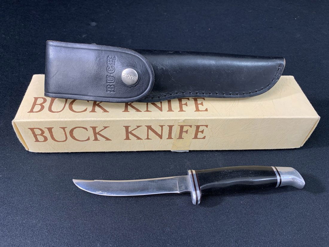 Buck Knives- Personal Model No.118 Hunting Knife + Box: Buck Knives- Personal Model No.118 Knife comes with leather sheath + original box . Excellent condition . Knife measures 8 3/4" overall, Blade measures 4 1/4".