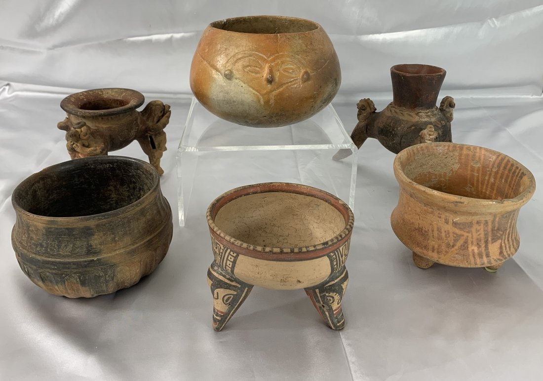 6 pcs. Pre Columbian Pottery Vessels: 6 pcs. Pre Columbian Pottery Vessels. Three tripod bowls with effigy legs, 3 bowls (one is short footed). The previous 5 purportedly 1200 Ad Costa Rica & Maya. One of the bowl is a later production , 