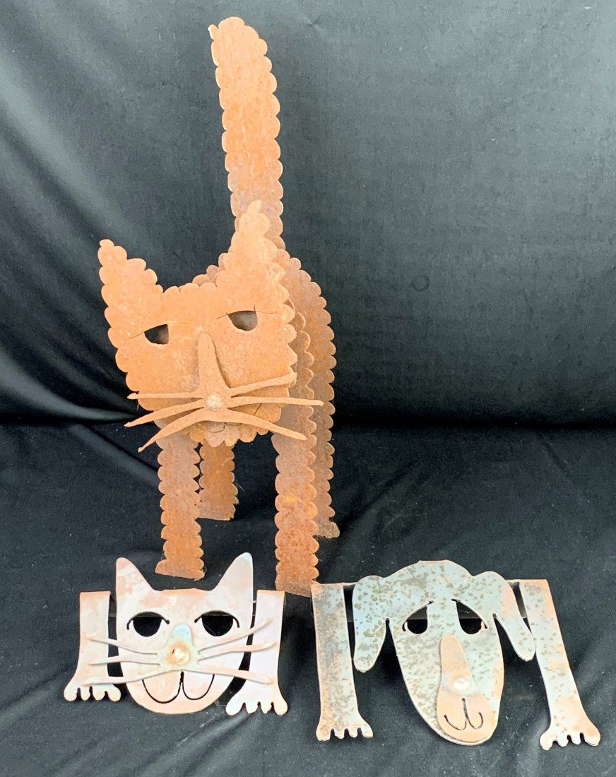 3 Fred Kessler Metal Sculptures - Cats & Dog: 3 Fred Kessler Metal Sculptures - Cats & Dog. Big cat is 19" x 5 1/2" x 6 1/2", small cat is 6 3/8" x 3 1/4" x 6 3/8". Dog is 7 3/4" x 6" x 7 5/8". Each piece signed by the artist. Total weight of all