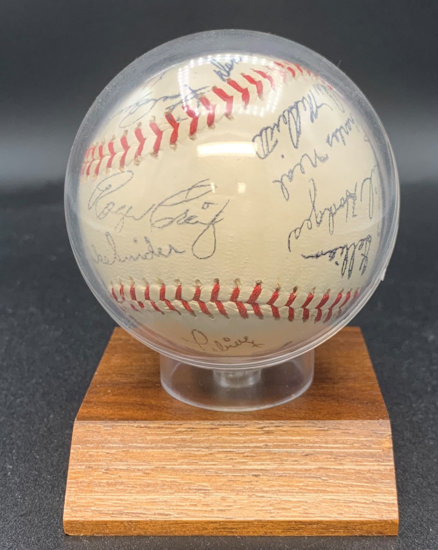 Signed Baseball by 1961 Brooklyn Dodgers Team: Signed Baseball by 1961 Brooklyn Dodgers Team. Dodgers team signed 1961 baseball. Some notable names on ball Sandy Koufax, Gil Hodges, Pee wee Reese, Duke Snider. All Baseball items in this auction ca